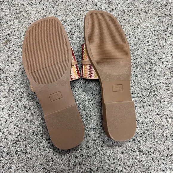 Time and Tru Multicolor Woven Slide Sandals - Picture 4 of 4